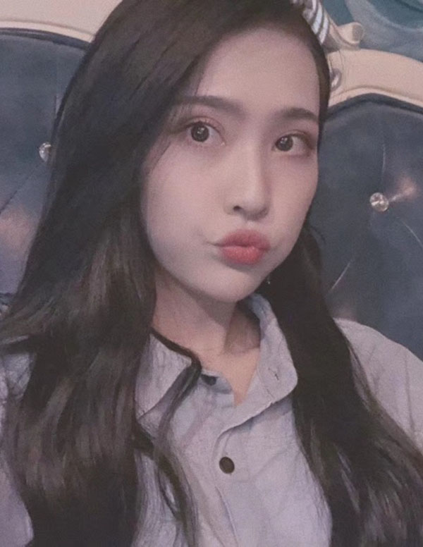 旧金山伴游大学生