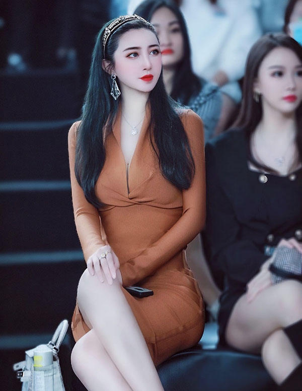 洛杉矶伴游援交