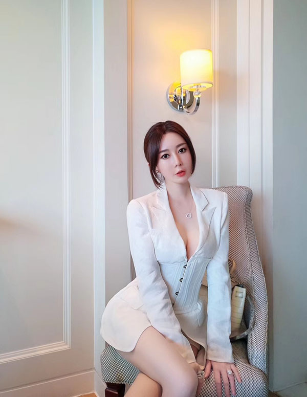 波士顿伴游模特价格