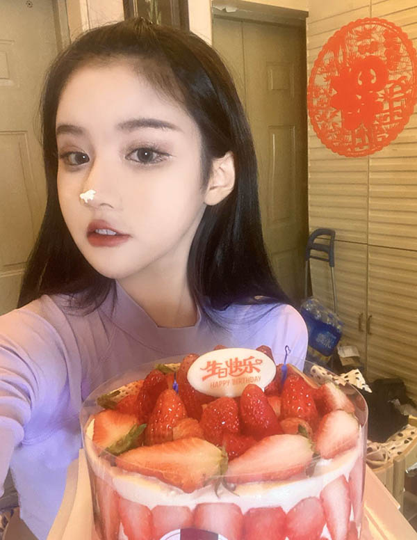 巴黎外围女经纪人