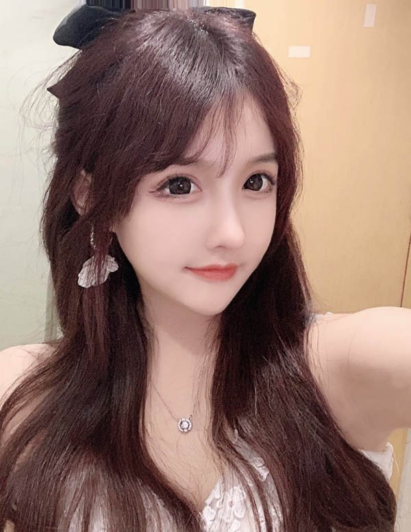 旧金山外围留学生