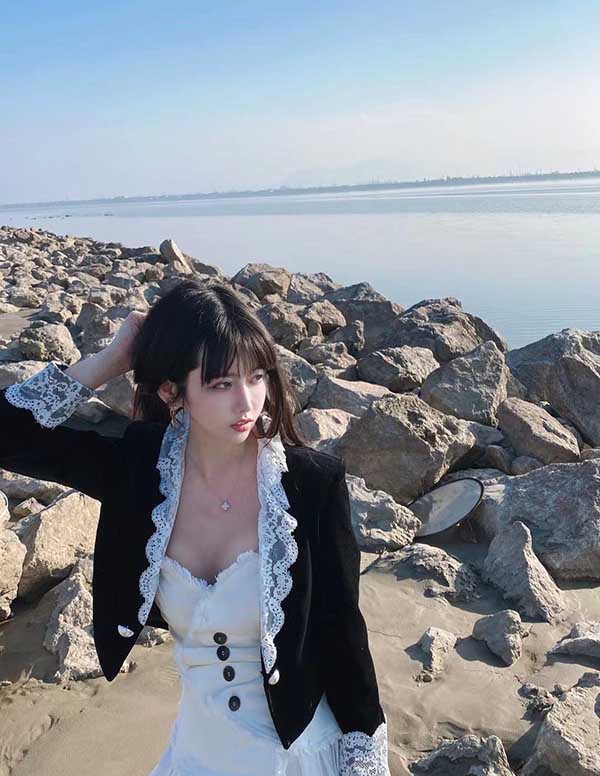 温哥华美女伴游