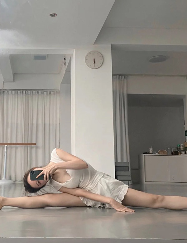 新加坡模特预约